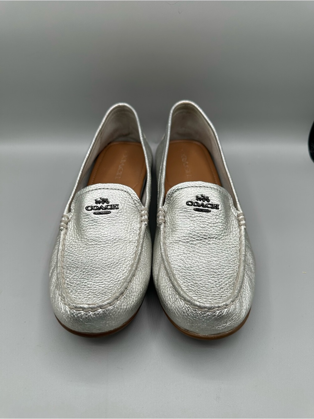 Coach Mary Lock Up Driving Loafers Women 9B Silver Metallic - Picture 3 of 10